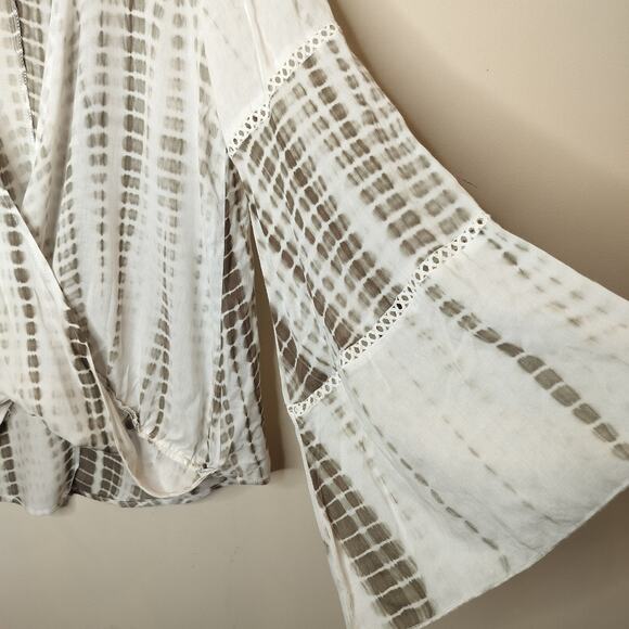 Promesa Flared Sleeve Wrap Blouse Tie Dye Green Hi Low - Picture 5 of 8